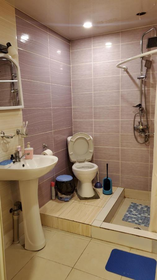 Sunny Hostel Тбілісі Екстер'єр фото
