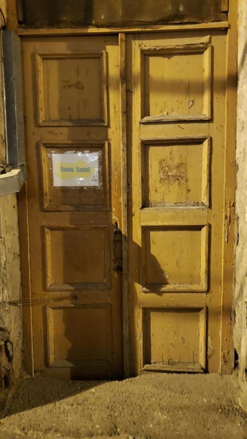 Sunny Hostel Тбілісі Екстер'єр фото
